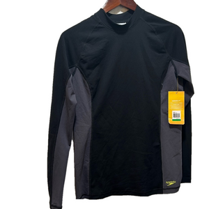 SPEEDO women’s long sleeve black fitness tops size L NWOT..